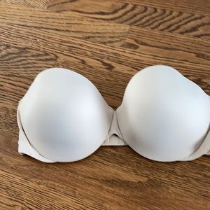 Body by Victoria bra